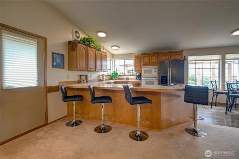 347 Sand Dune Avenue SW Ocean Shores WA 98569