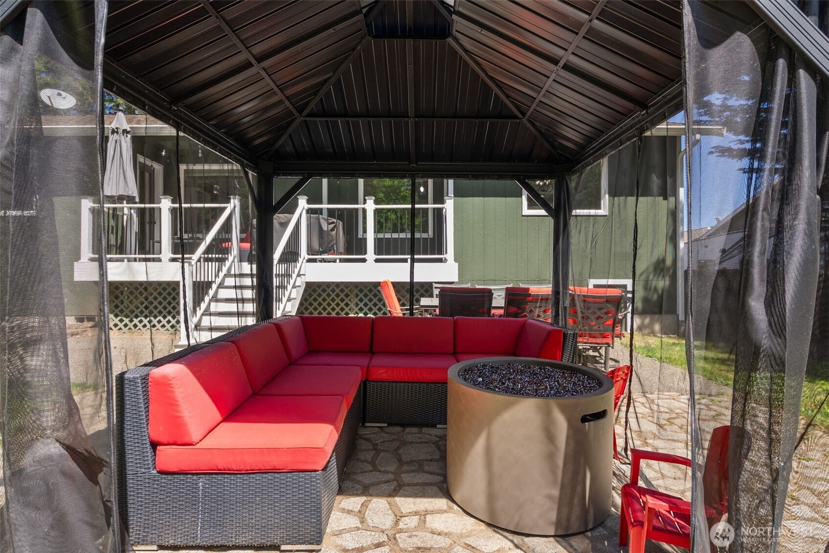 100 E Cardinal Court Allyn WA 98524