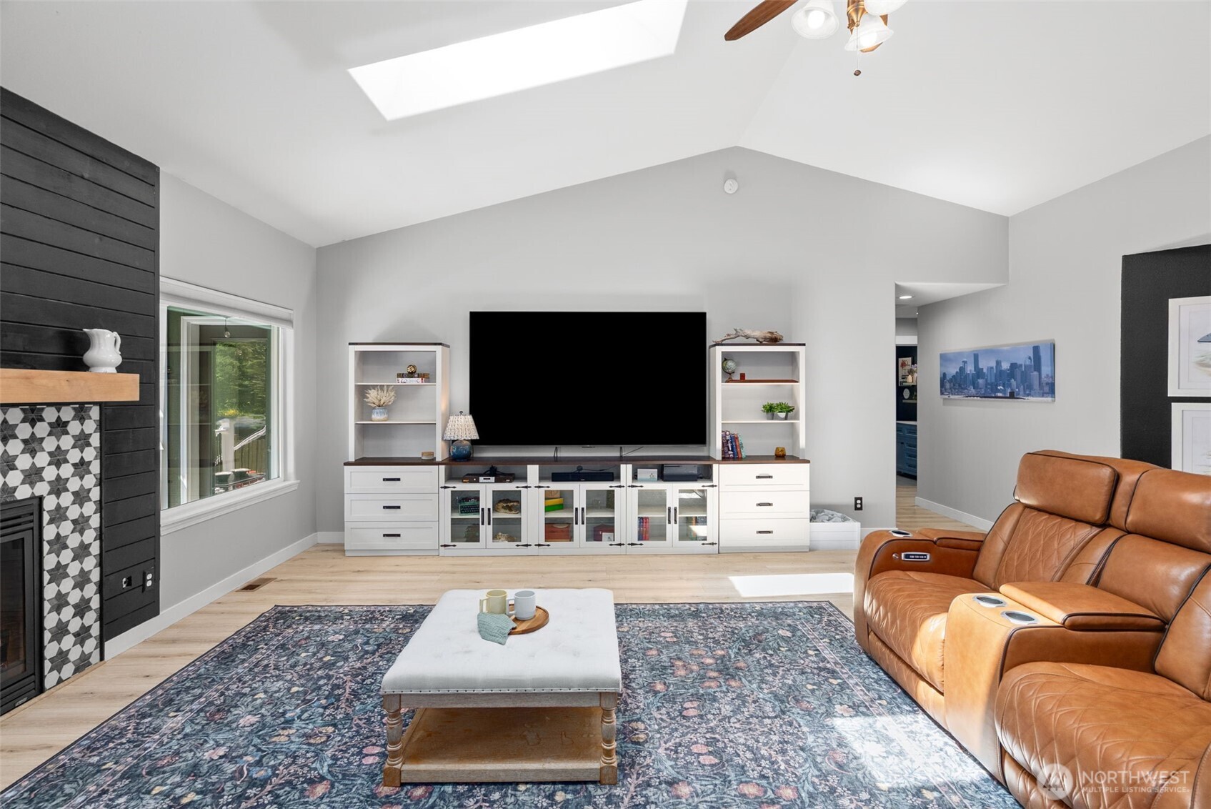 100 E Cardinal Court Allyn WA 98524