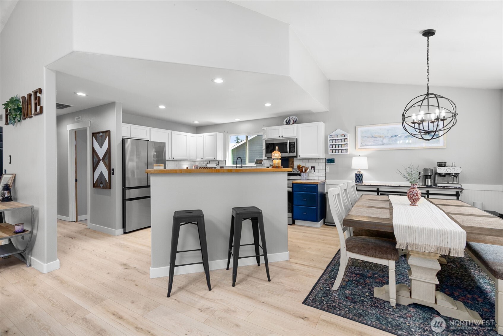100 E Cardinal Court Allyn WA 98524