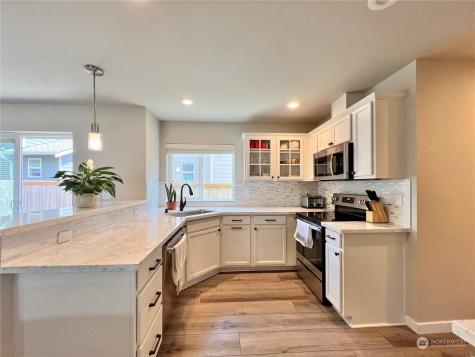 415 Raybird Avenue Granite Falls WA 98252