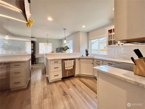 415 Raybird Avenue Granite Falls WA 98252
