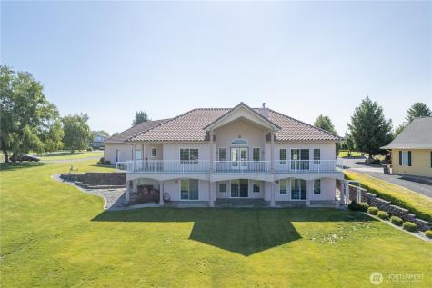 4560 Bluff Drive NE Moses Lake WA 98837