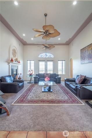 4560 Bluff Drive NE Moses Lake WA 98837