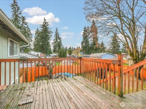 13906 126th Avenue E Puyallup WA 98374