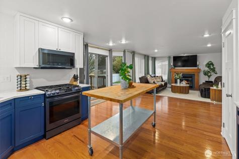 15535 156th Court SE Renton WA 98058