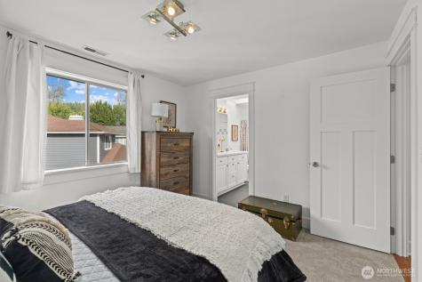 15535 156th Court SE Renton WA 98058