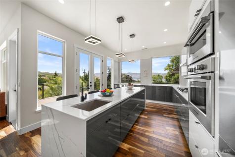 83 Summerset Boulevard Manson WA 98831