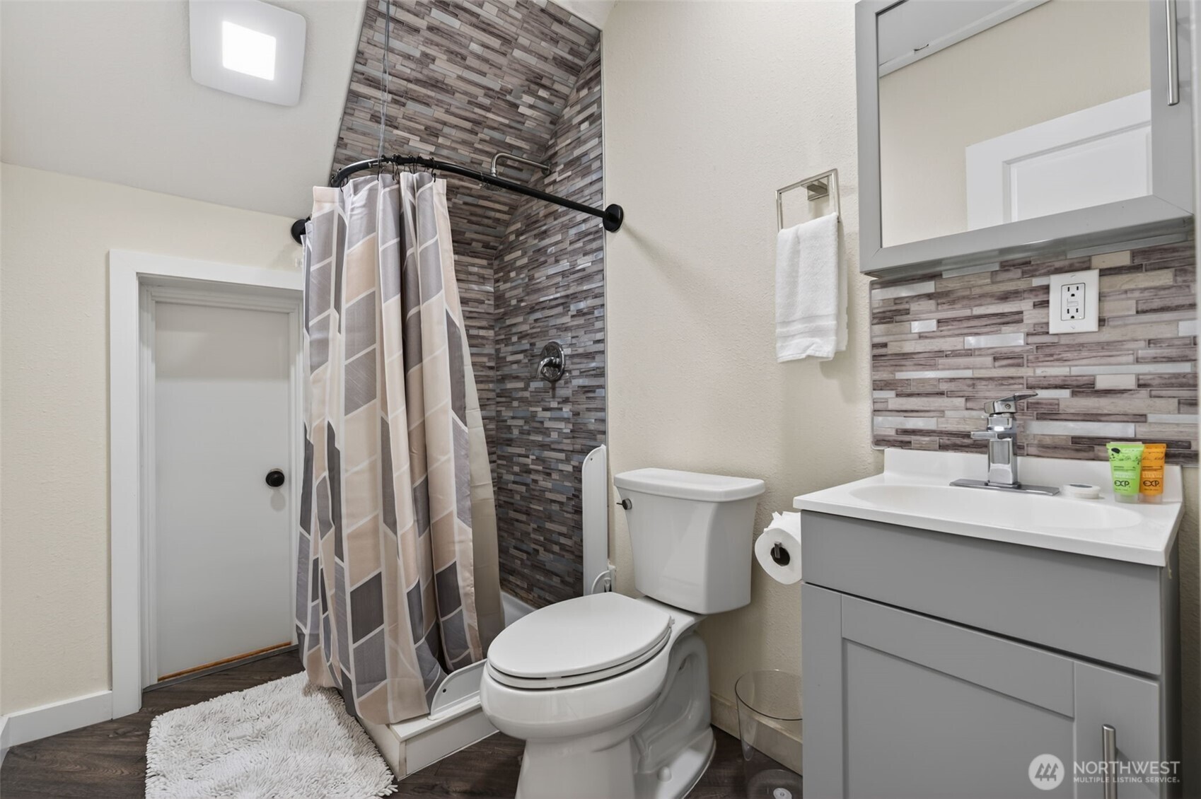 201 Tilley Avenue Centralia WA 98531