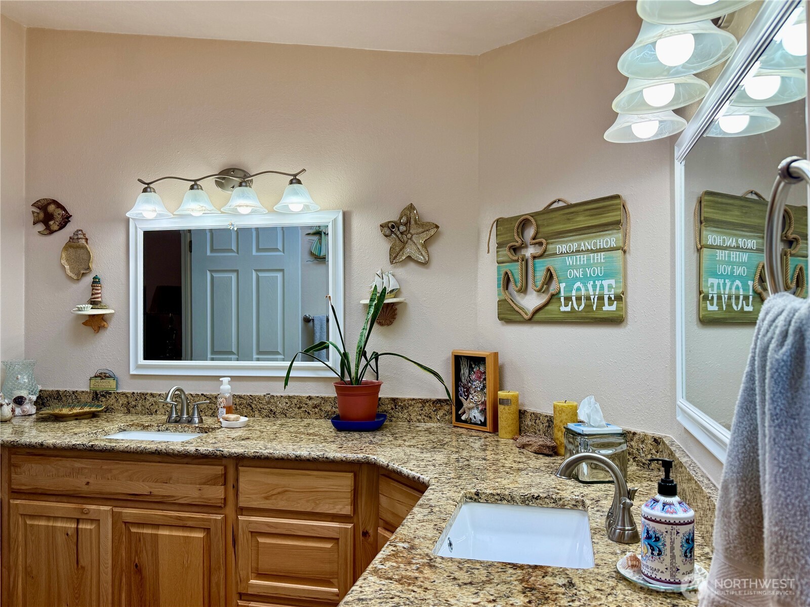 1207 215th Lane Ocean Park WA 98640