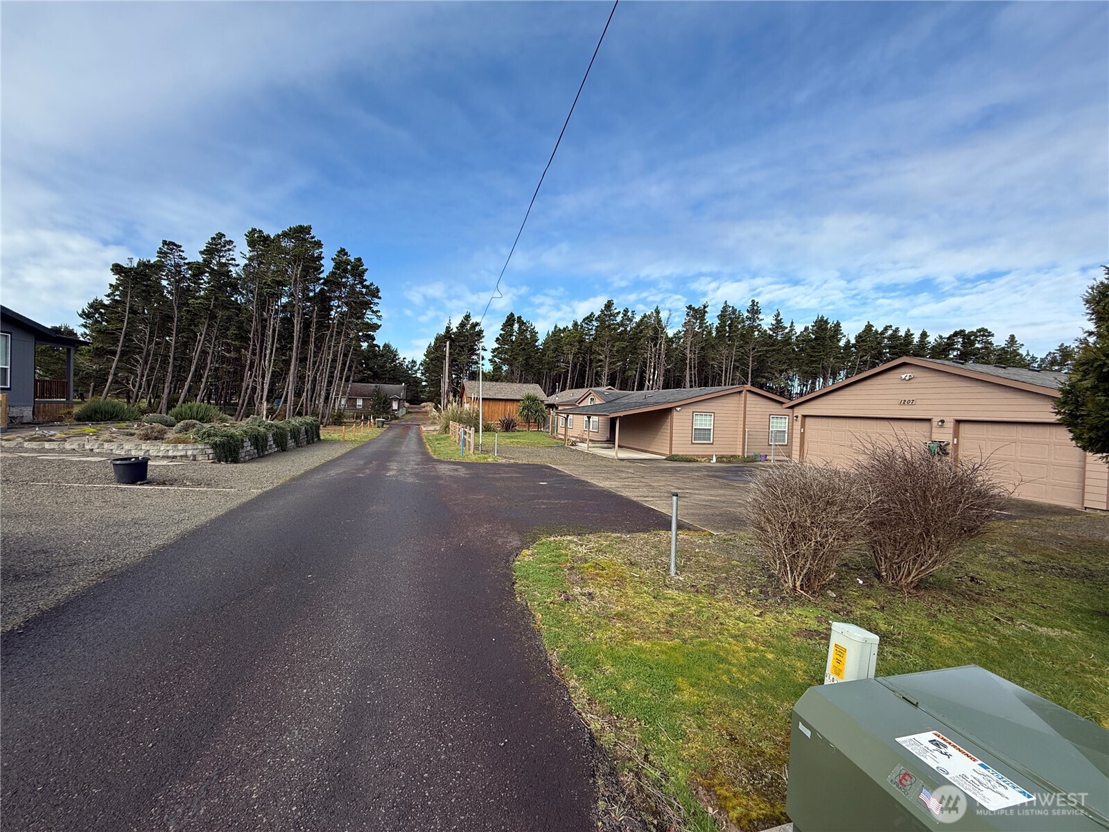 1207 215th Lane Ocean Park WA 98640