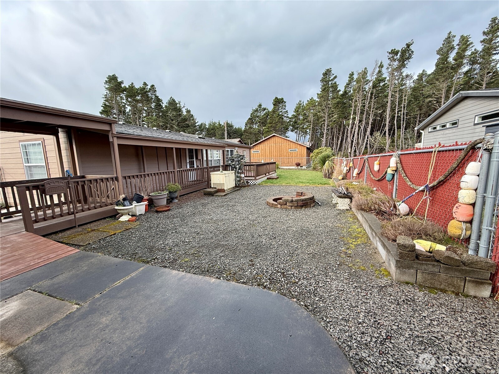 1207 215th Lane Ocean Park WA 98640