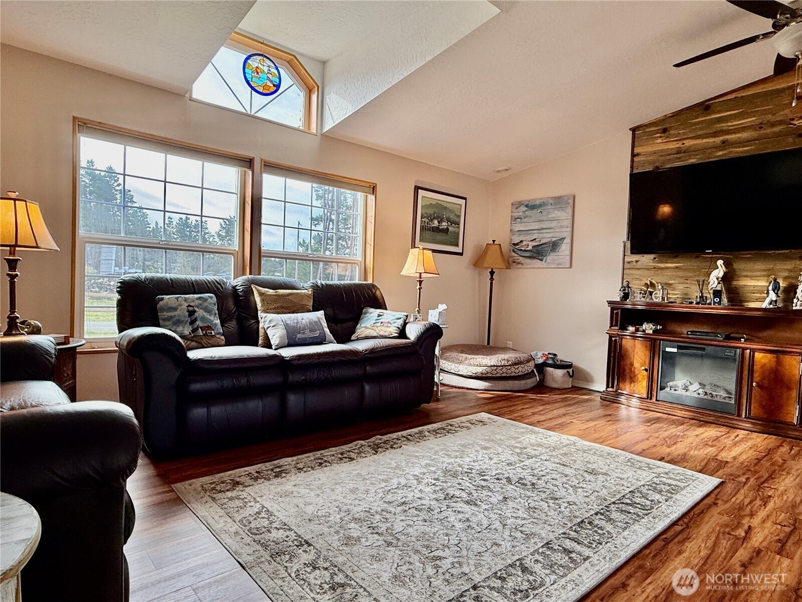 1207 215th Lane Ocean Park WA 98640