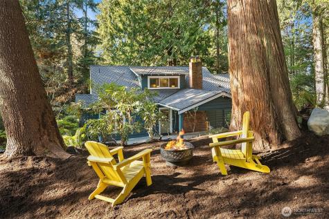 4240 Cramer Street Seattle WA 98199
