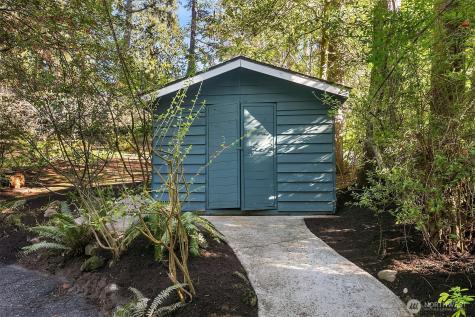 4240 Cramer Street Seattle WA 98199