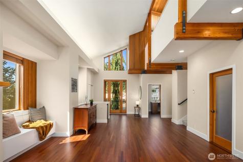 543 N 83rd Street Seattle WA 98103