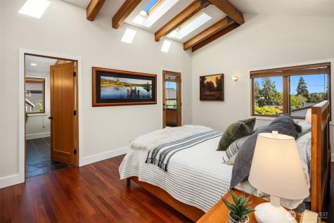 543 N 83rd Street Seattle WA 98103