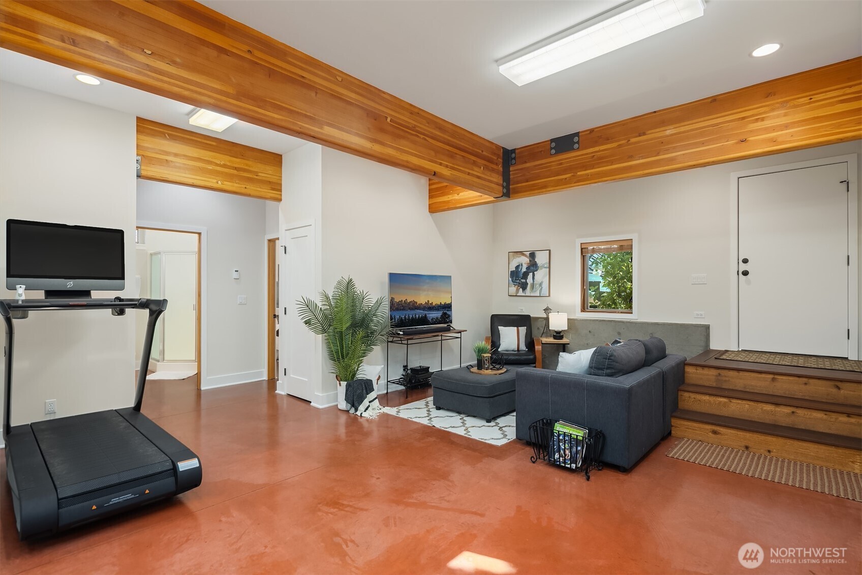 543 N 83rd Street Seattle WA 98103