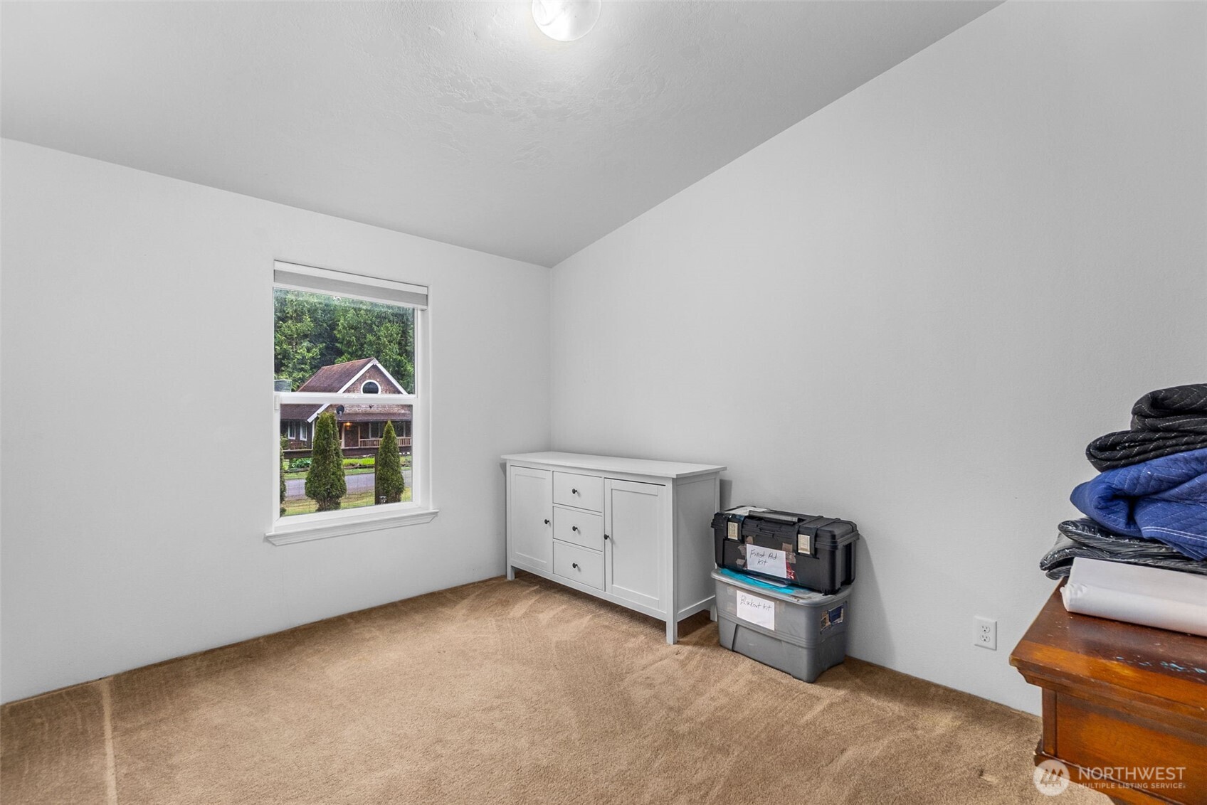 39 Paradise Lane Pacific Beach WA 98571