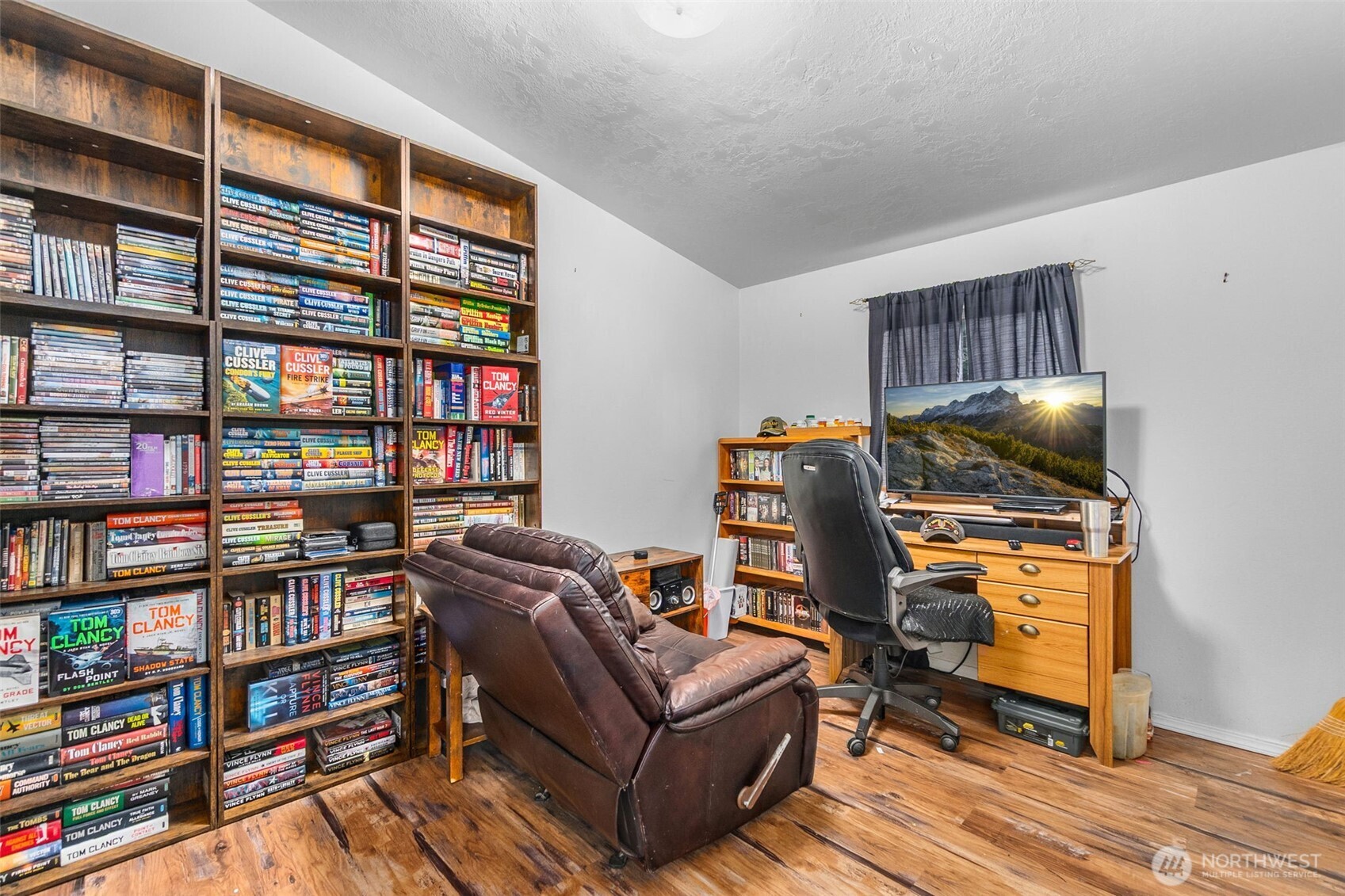 39 Paradise Lane Pacific Beach WA 98571