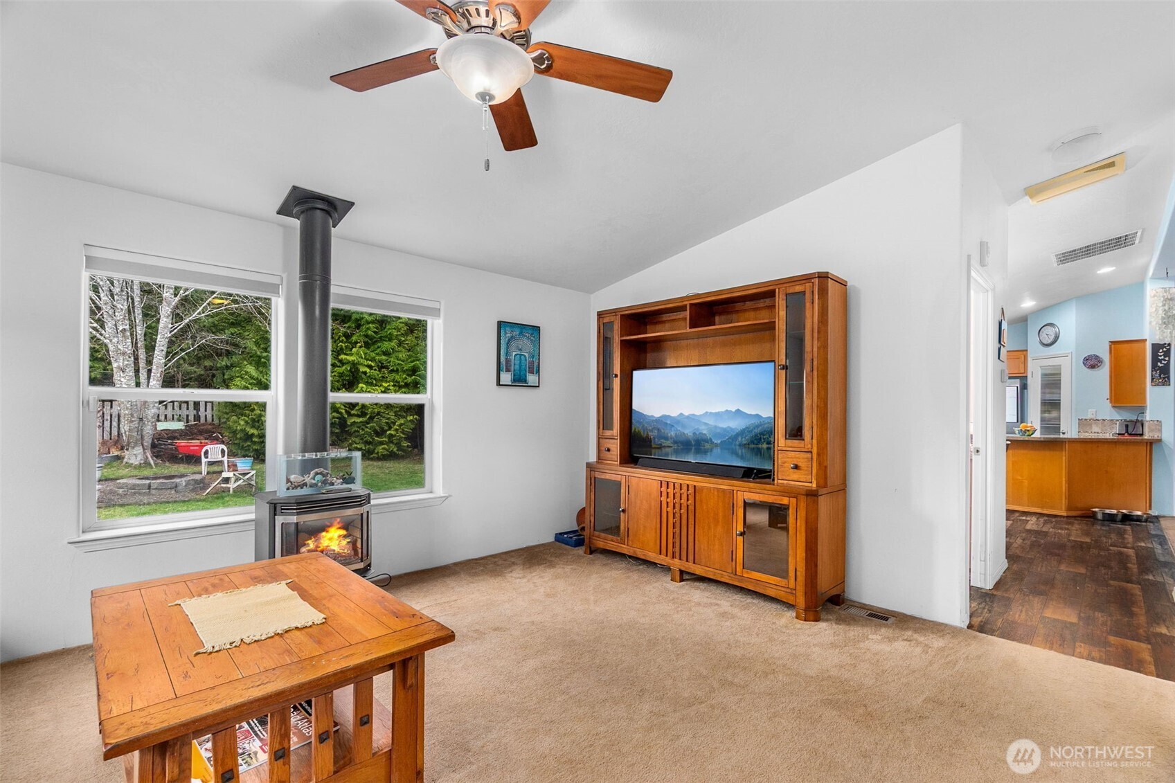 39 Paradise Lane Pacific Beach WA 98571