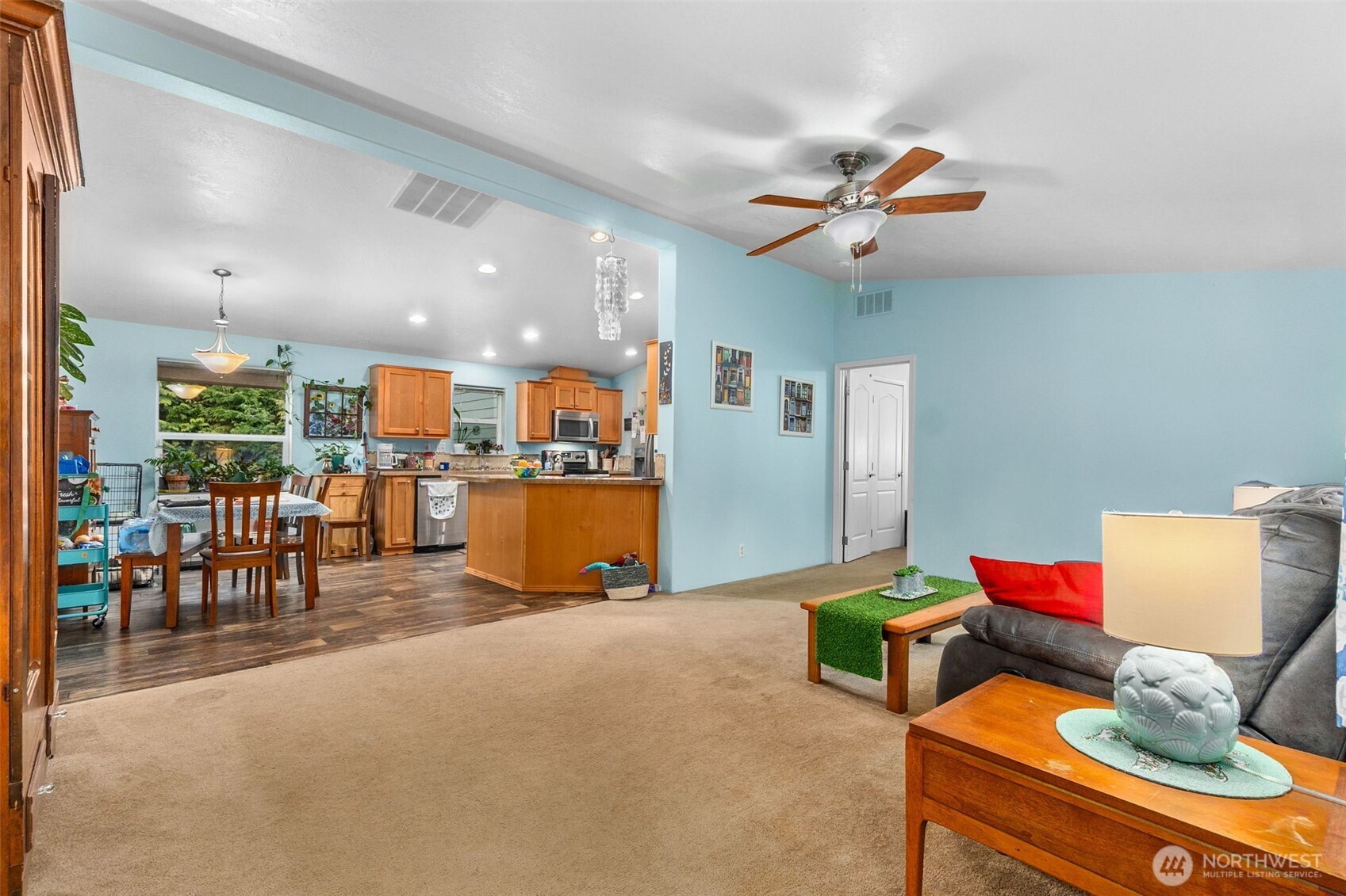 39 Paradise Lane Pacific Beach WA 98571