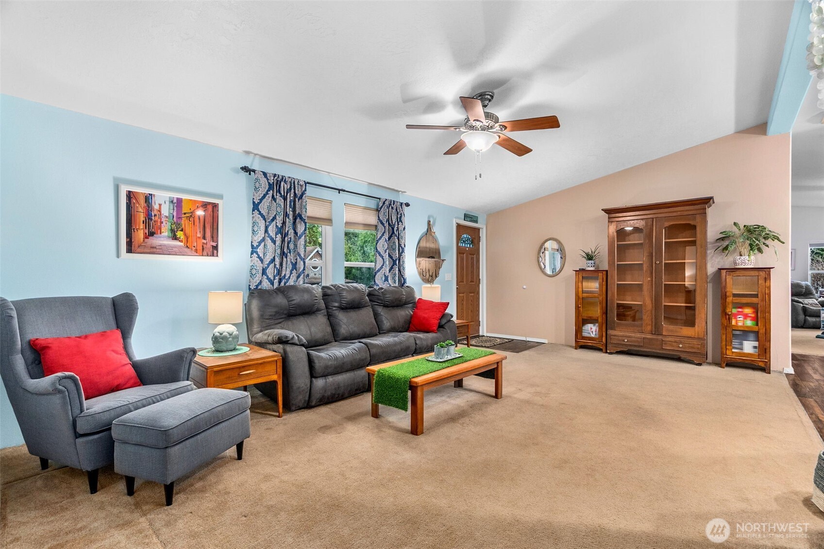 39 Paradise Lane Pacific Beach WA 98571