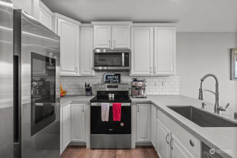 571 Puffin Avenue NE Ocean Shores WA 98569