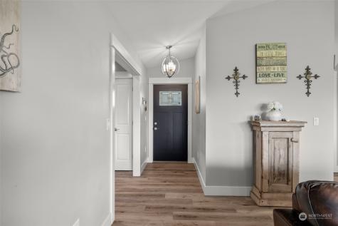 571 Puffin Avenue NE Ocean Shores WA 98569