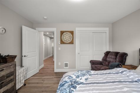 571 Puffin Avenue NE Ocean Shores WA 98569