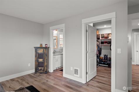 571 Puffin Avenue NE Ocean Shores WA 98569