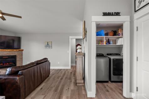 571 Puffin Avenue NE Ocean Shores WA 98569