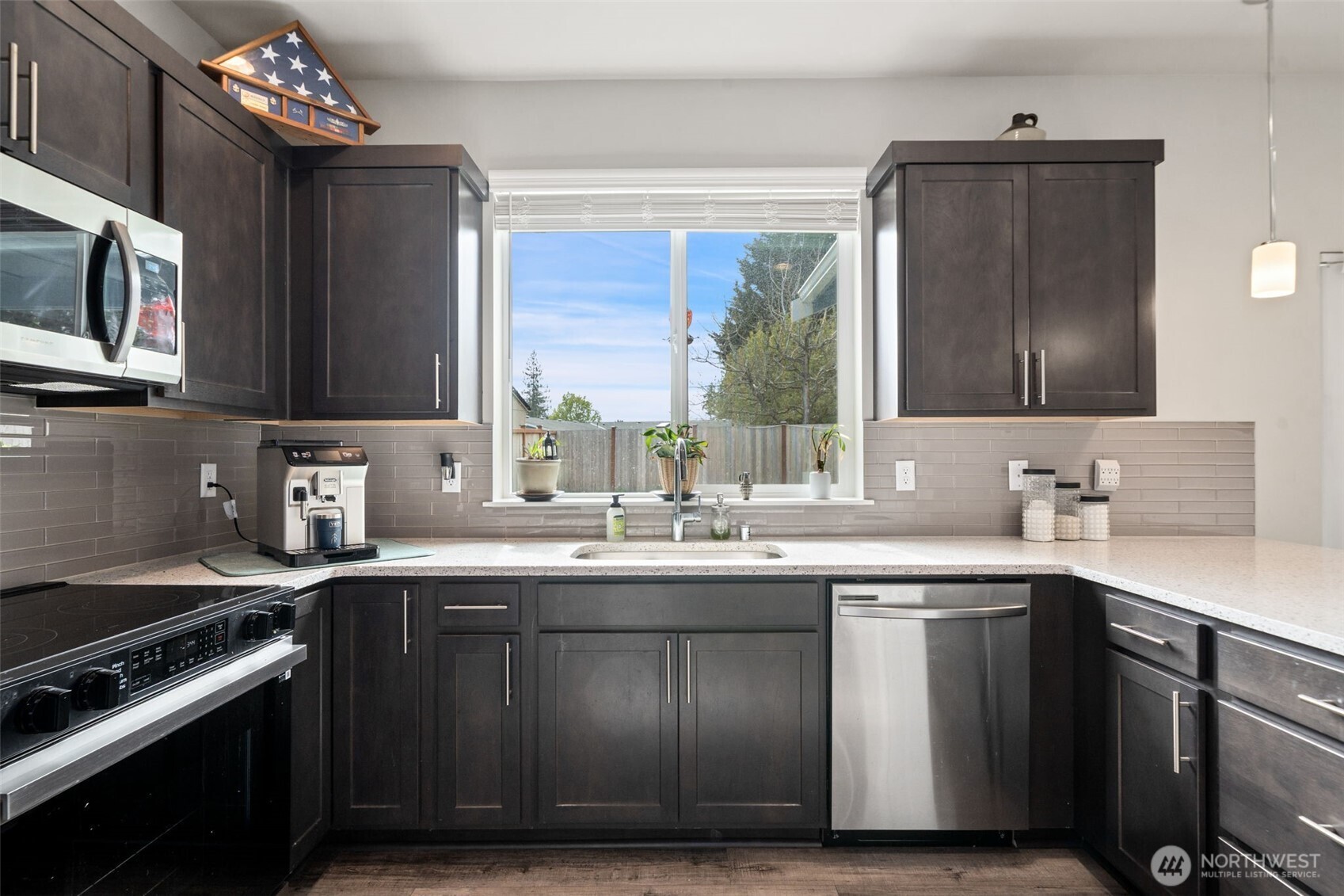65 Basil Avenue Shelton WA 98584