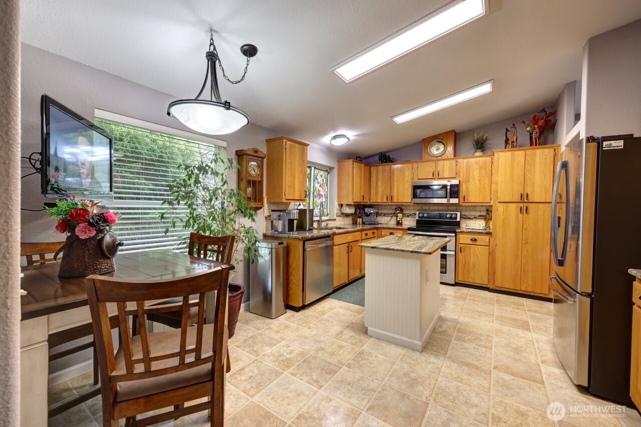 1308 N Washington Avenue Long Beach WA 98631