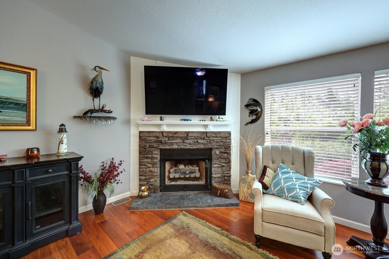 1308 N Washington Avenue Long Beach WA 98631