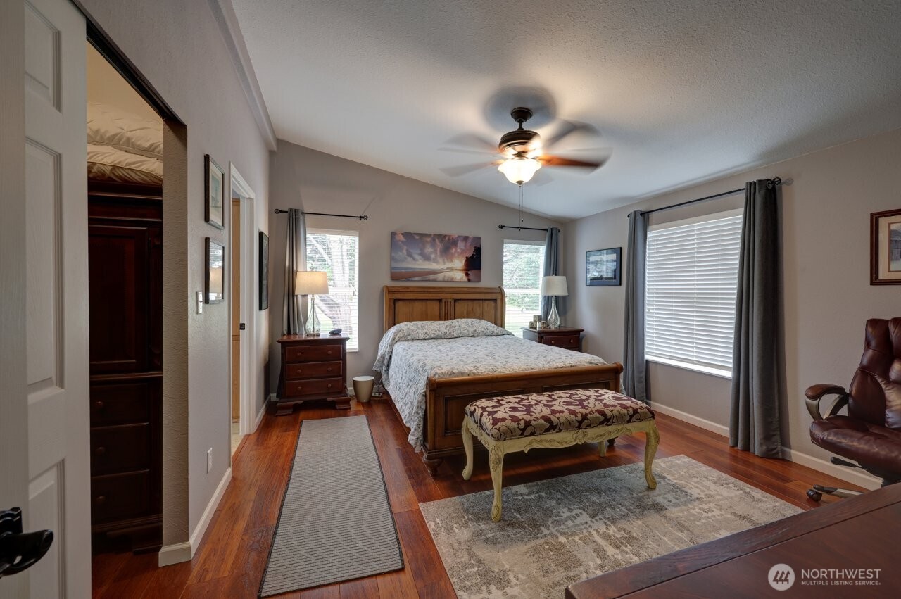 1308 N Washington Avenue Long Beach WA 98631