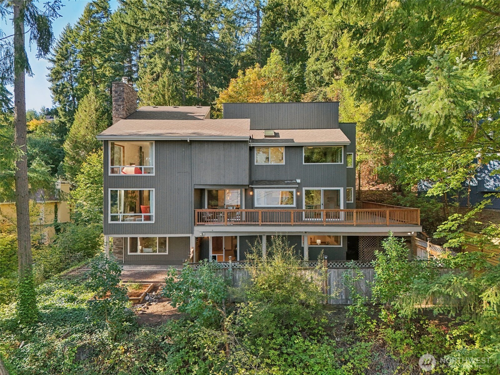 411 W Lake Sammamish Parkway NE Bellevue WA 98008