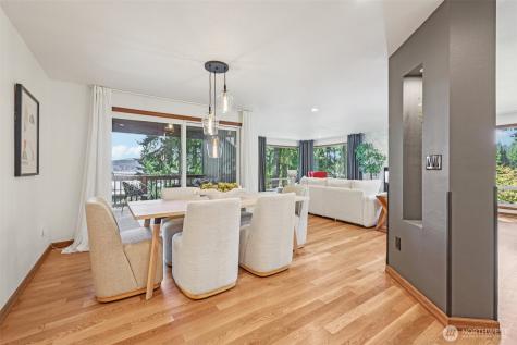 411 W Lake Sammamish Parkway NE Bellevue WA 98008