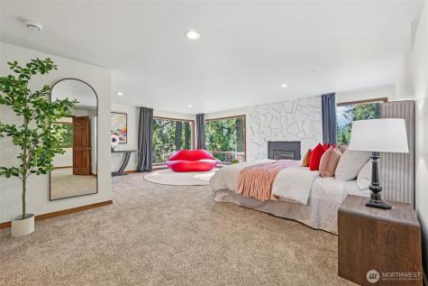 411 W Lake Sammamish Parkway NE Bellevue WA 98008