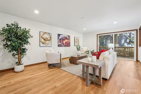 411 W Lake Sammamish Parkway NE Bellevue WA 98008