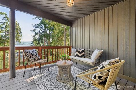 411 W Lake Sammamish Parkway NE Bellevue WA 98008