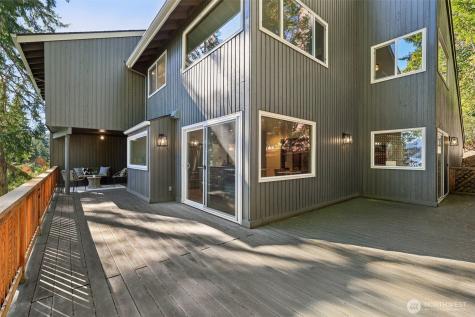 411 W Lake Sammamish Parkway NE Bellevue WA 98008