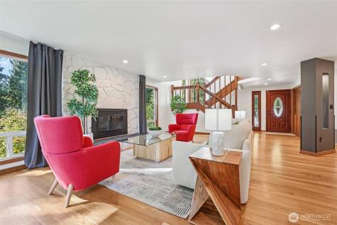 411 W Lake Sammamish Parkway NE Bellevue WA 98008
