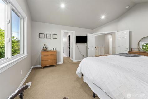 3024 20th Street Pl SW Puyallup WA 98373