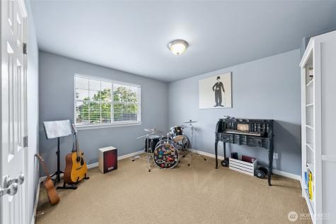 3024 20th Street Pl SW Puyallup WA 98373