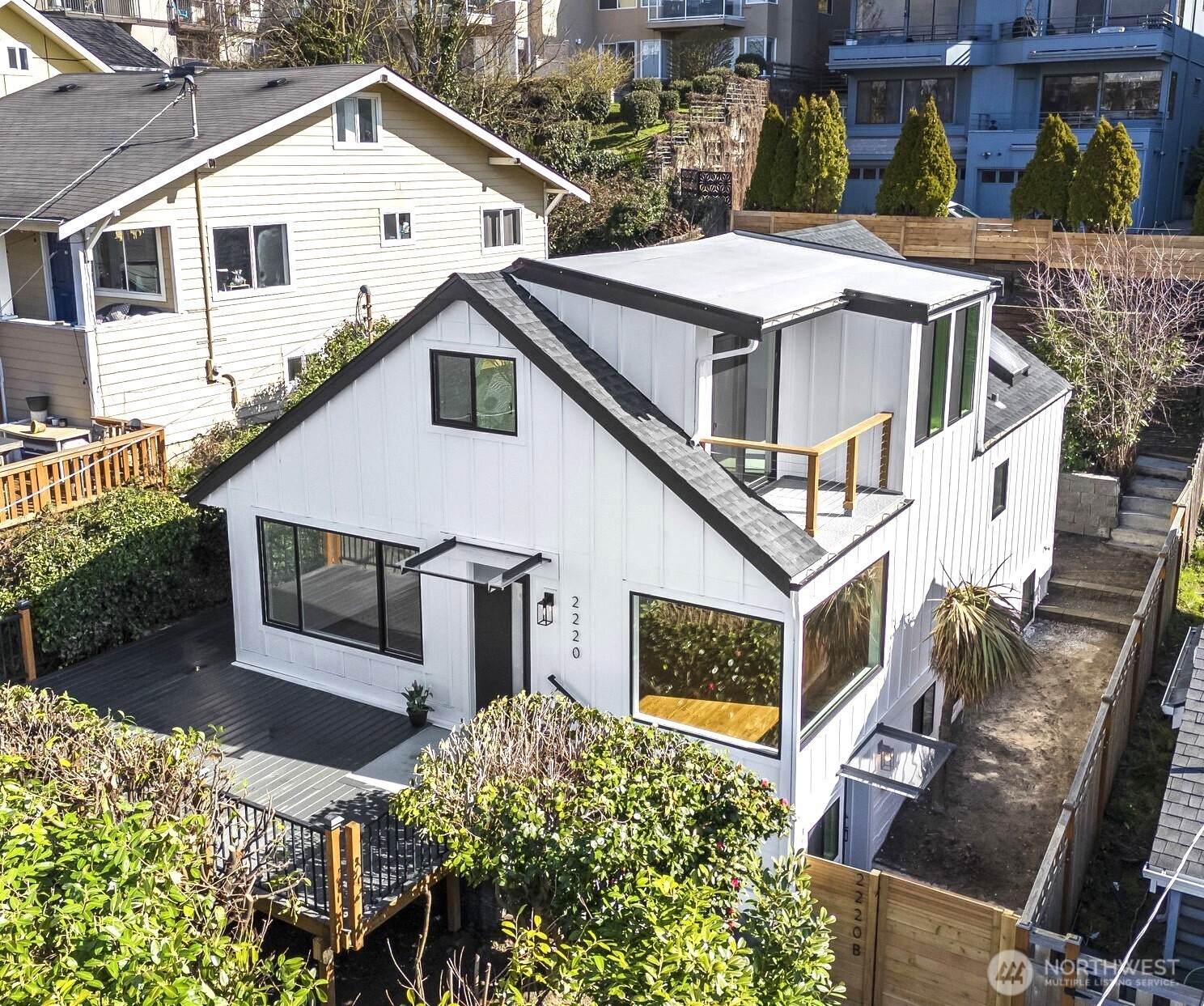 2220 14th Avenue W Seattle WA 98119