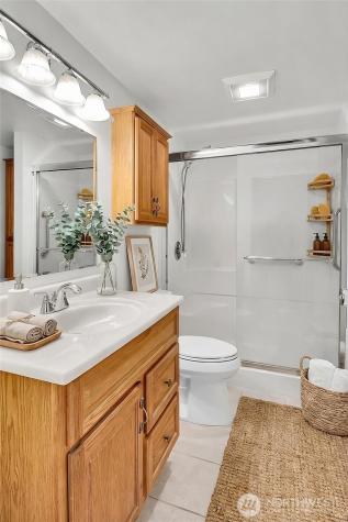 18425 NE 95th Street Redmond WA 98052