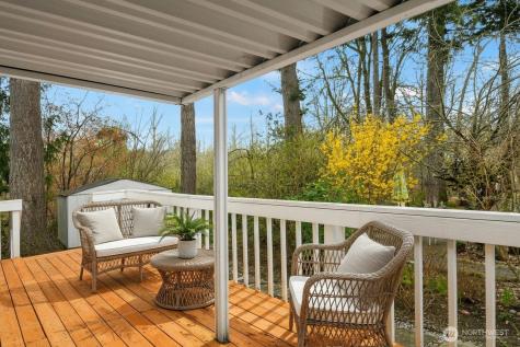 18425 NE 95th Street Redmond WA 98052