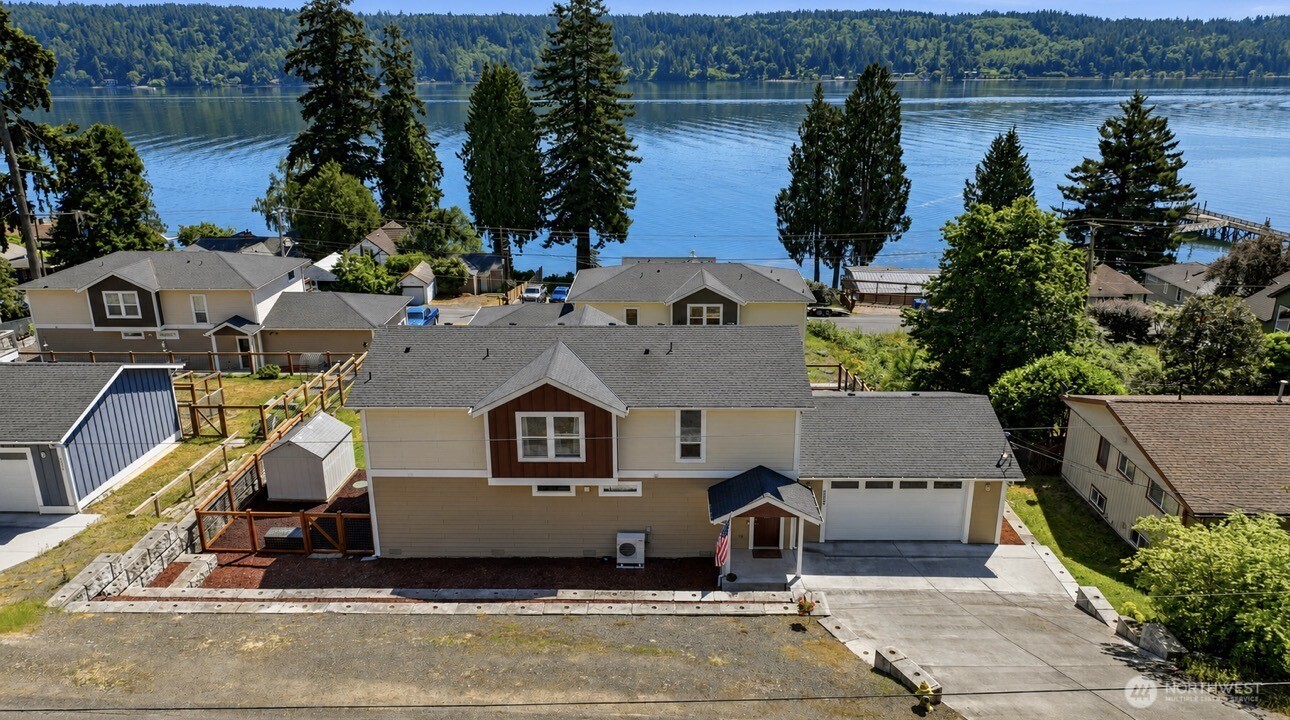 5584 Madrona Avenue NE Bremerton WA 98311