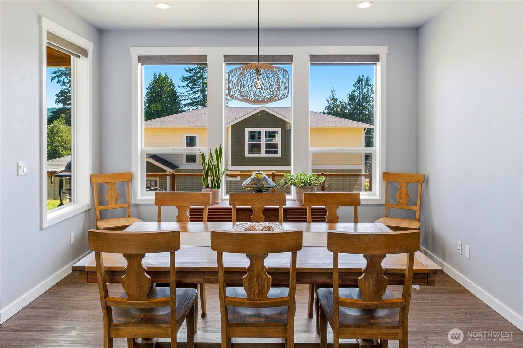 5584 Madrona Avenue NE Bremerton WA 98311